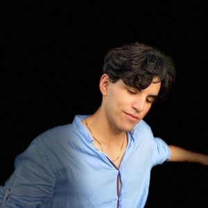 Meet your Posher, Eduardo